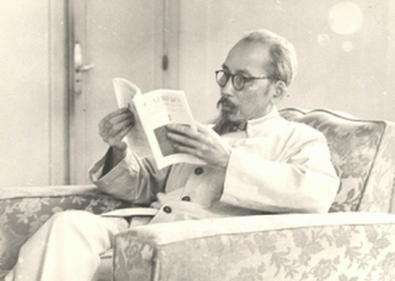 Học tập trong mọi hoàn cảnh: Tinh thần của người Việt